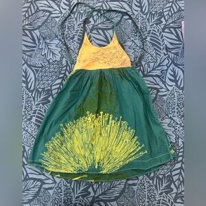 Kealapiko Green and Yellow Patterned Fabric